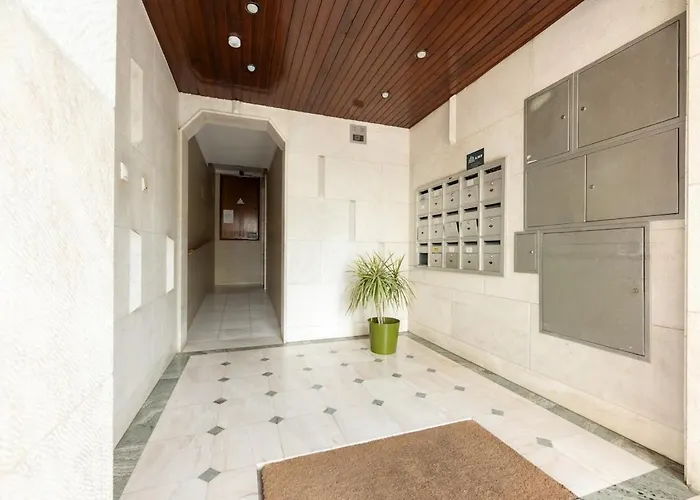 Dj - Palmira Stay * ליסבון